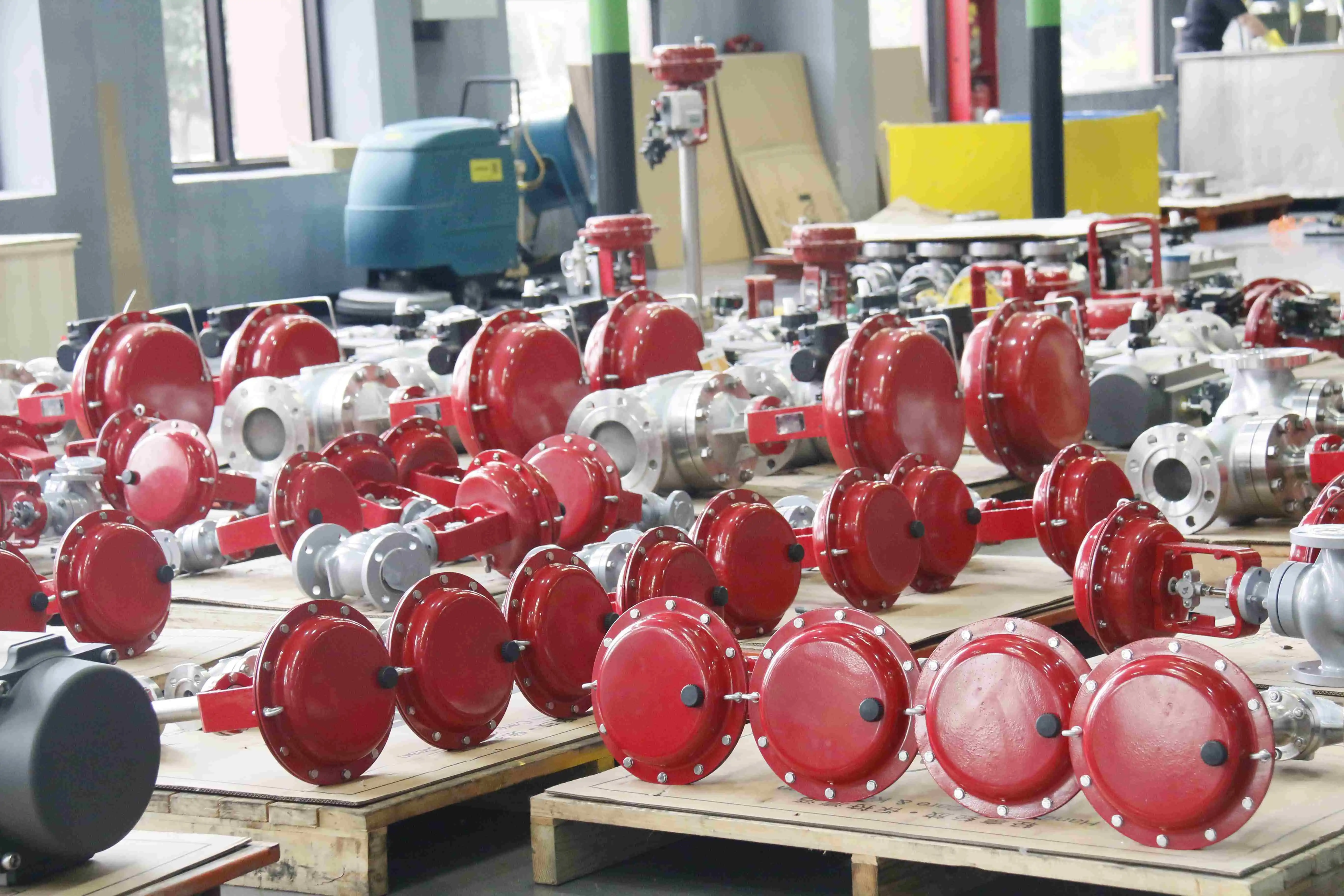 Pneumatic control valve